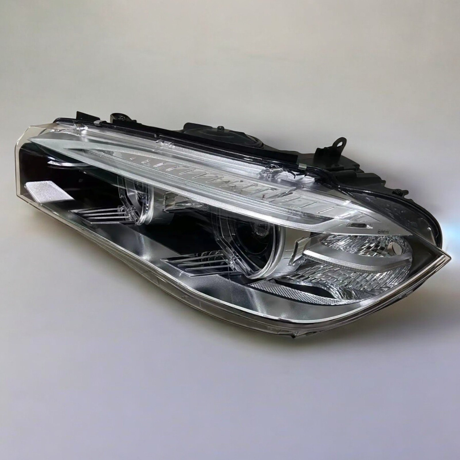 Phare avant gauche BMW X5 X6 F15 F16 xénon AHL d’origine reconditionné avec ballast et ampoule — vue 3